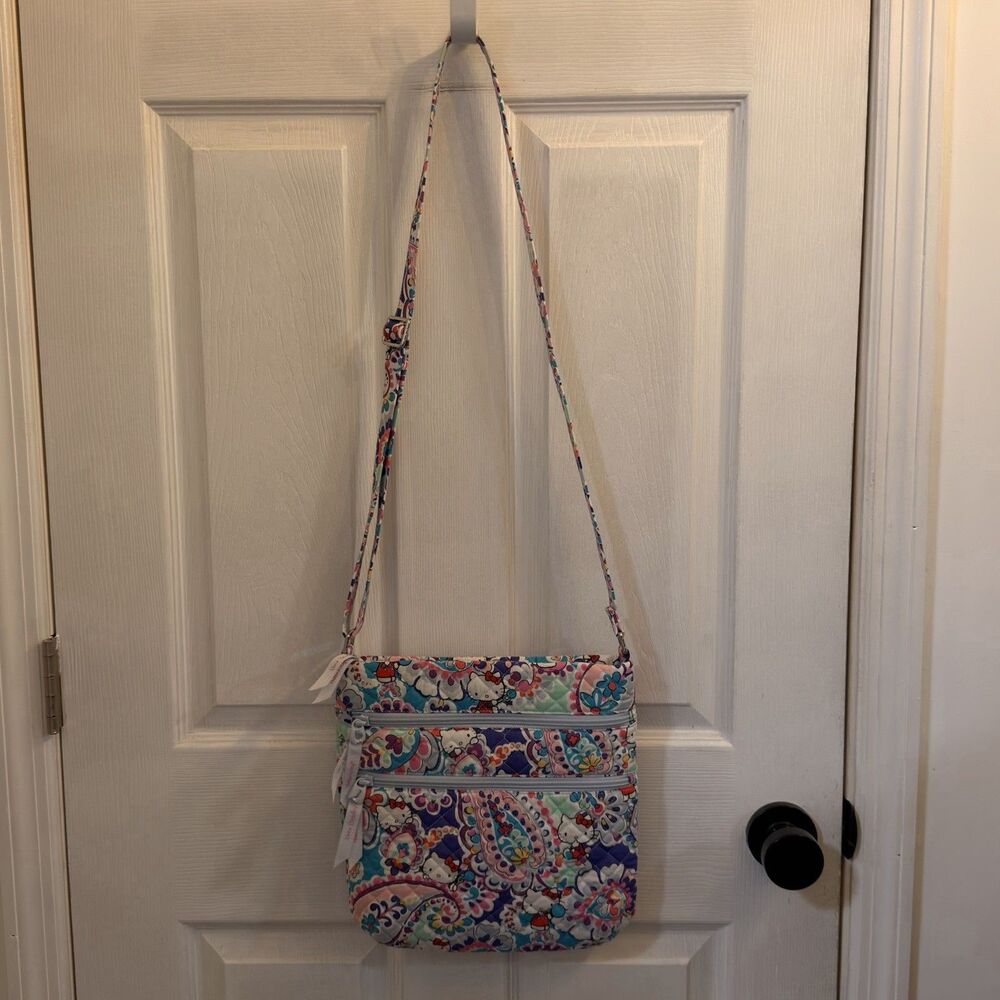 Vera Bradley Hello Kitty Paisley Triple Zip Hipster Crossbody Bag NWOT - Picture 2 of 16